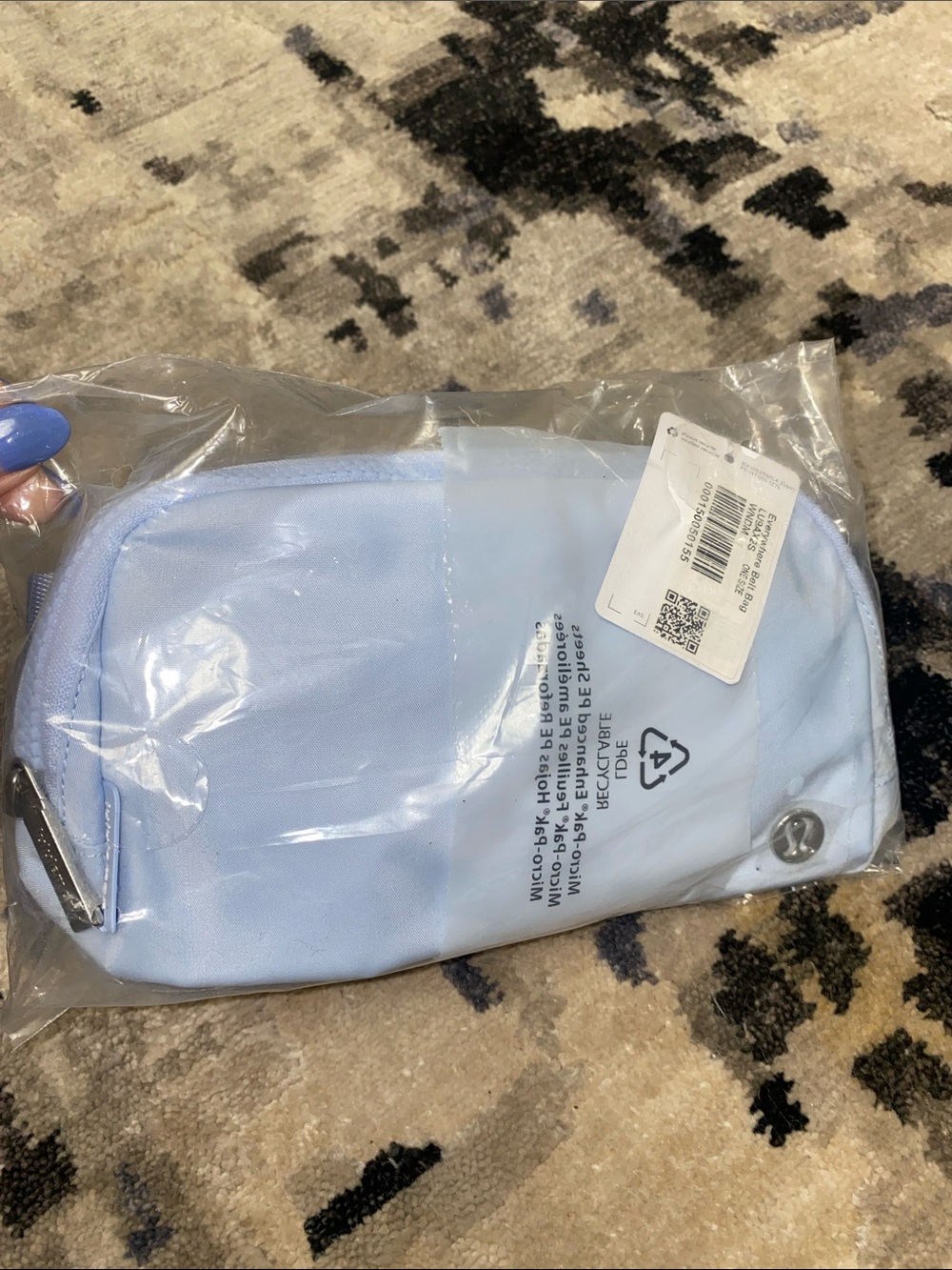 lululemon athletica blue everywhere belt bag